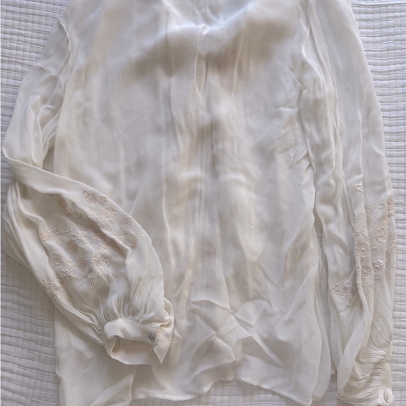 Cream Ruffled Blouse - Picture 6 of 6